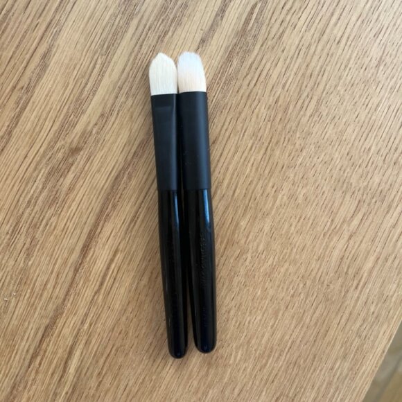 Westman Atelier Eyeshadow Brushes I and II - Picture 2 of 2
